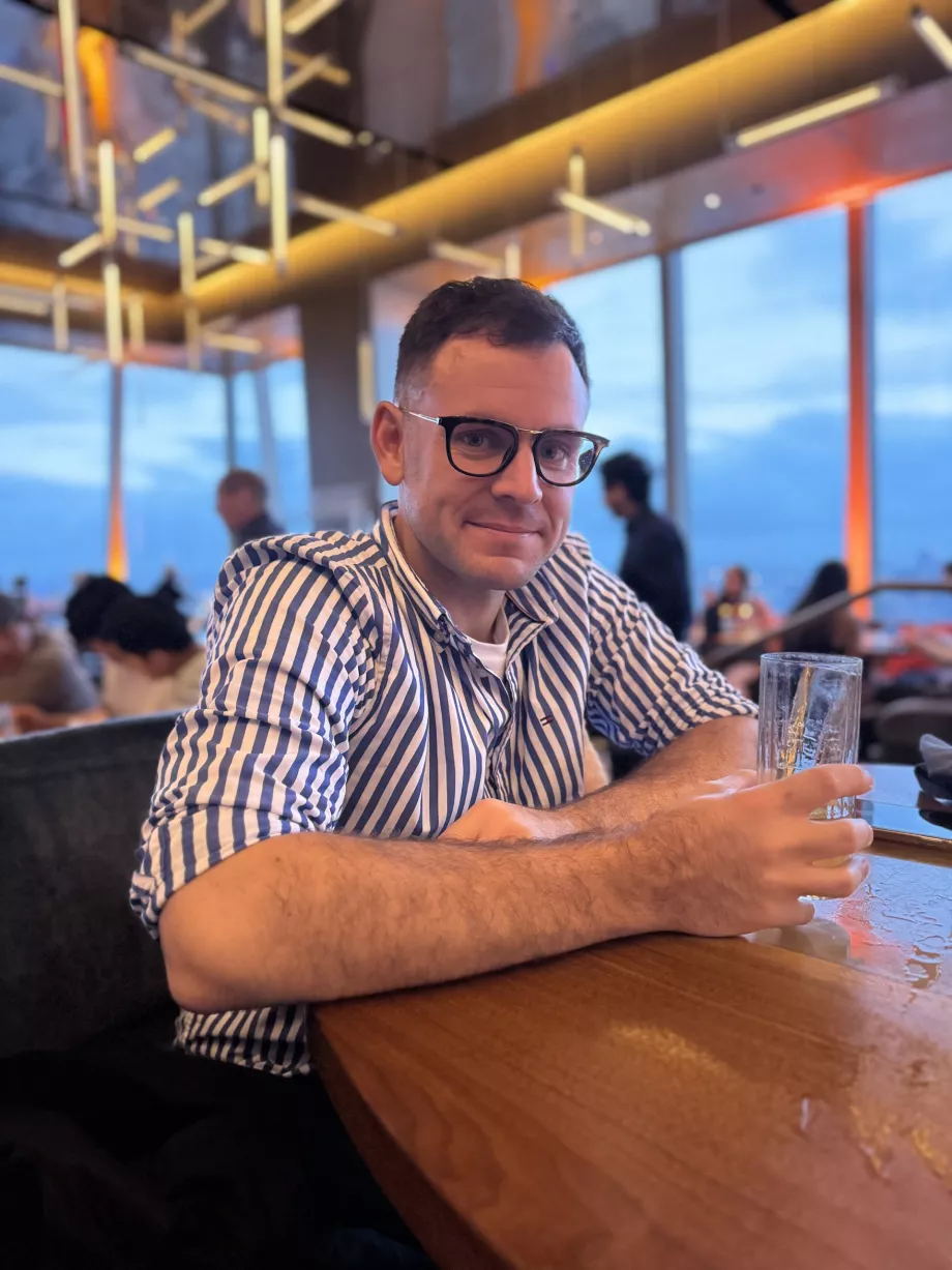 Ich im Peak Restaurant