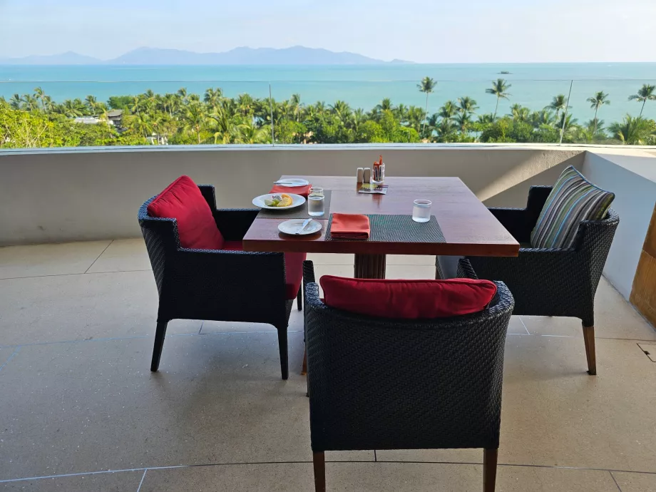 Frühstück - Terrasse mit Aussicht