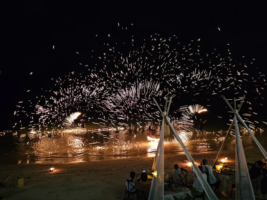 Feuershow am Strand von Chaweng