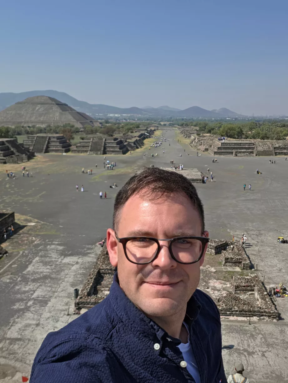 Ich bei den Pyramiden von Teotihuacán