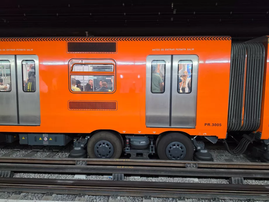 Gummireifen auf U-Bahnen
