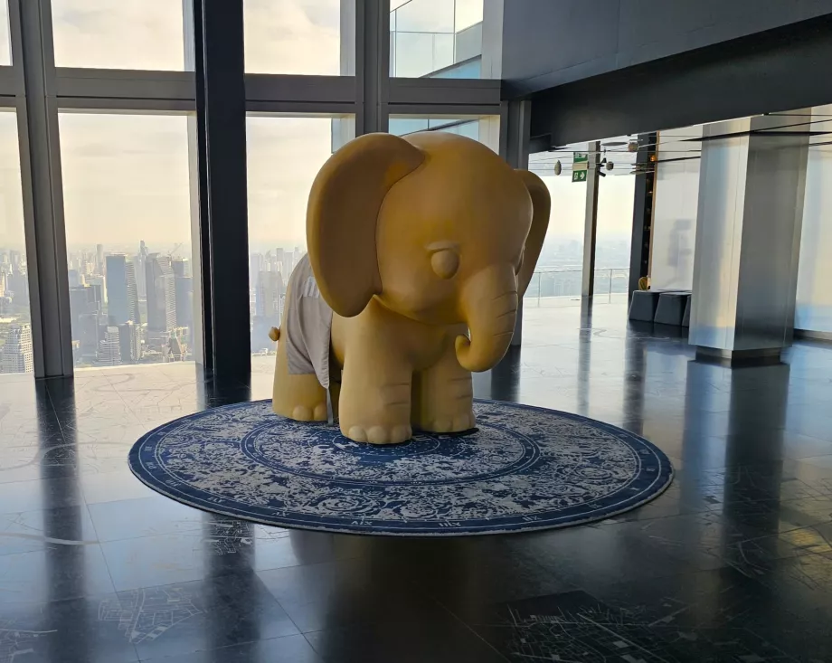 King Power Mahanakhon - Innenansicht