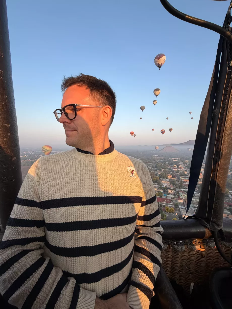 Ich in einem Ballon über den Pyramiden