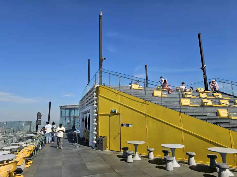 King Power Mahanakhon - Blick von der Dachterrasse