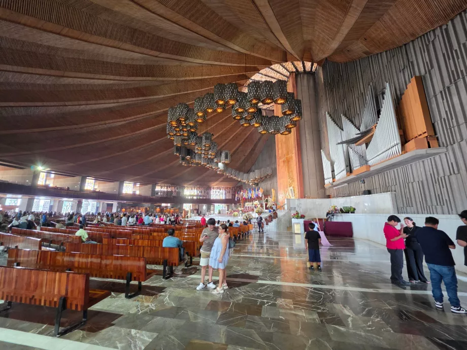 Innenraum - Basilika Guadalupe