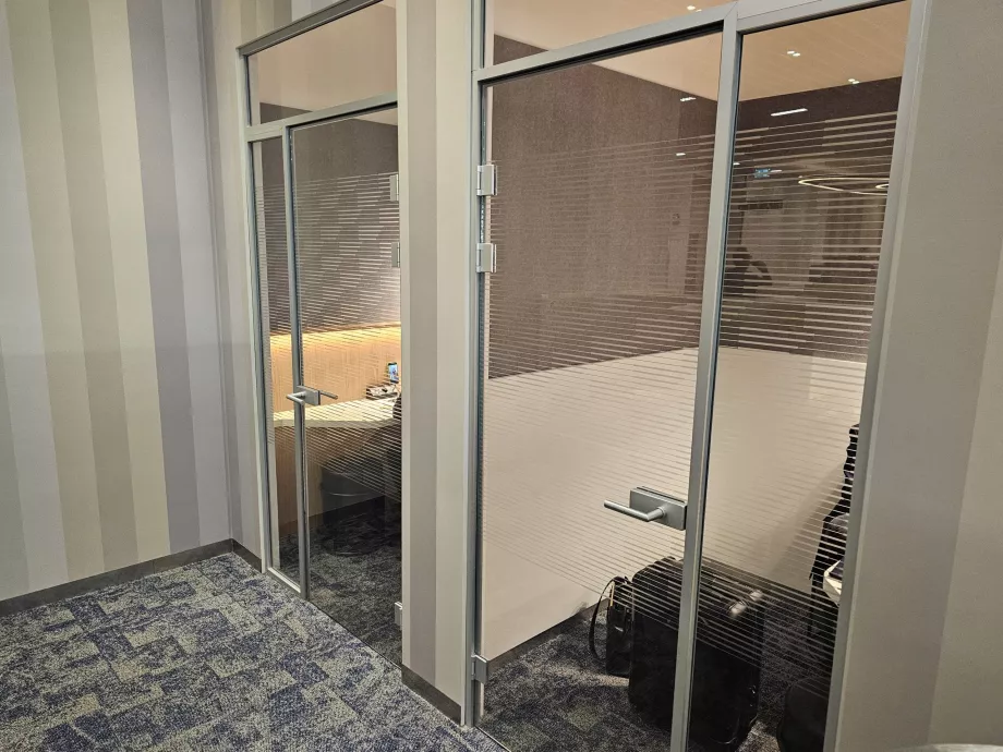 Kabinen für mehr Ruhe am Arbeitsplatz