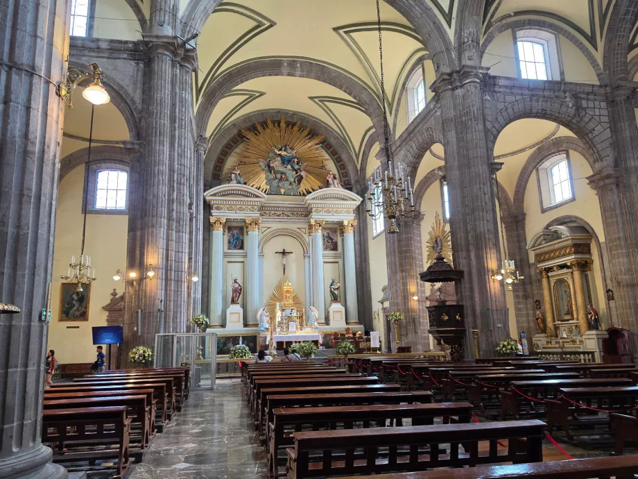 Metropolitan-Kathedrale, Seitenkapelle