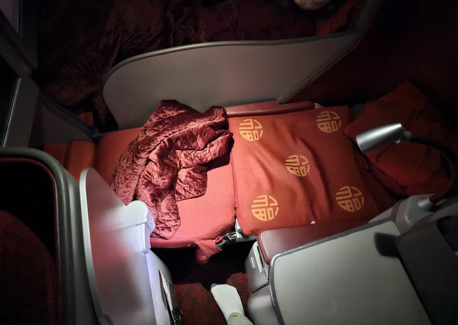 Sofa ausgeklappt als Bett