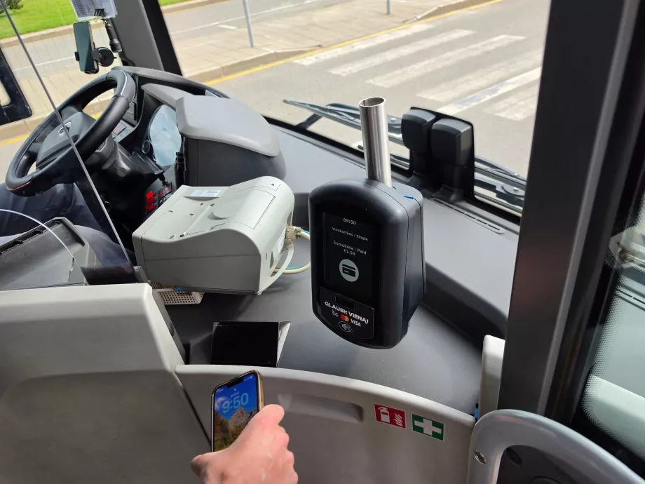 Kartenzahlung im Bus