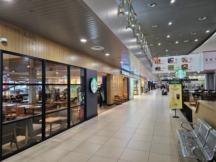 Starbucks im öffentlichen Bereich