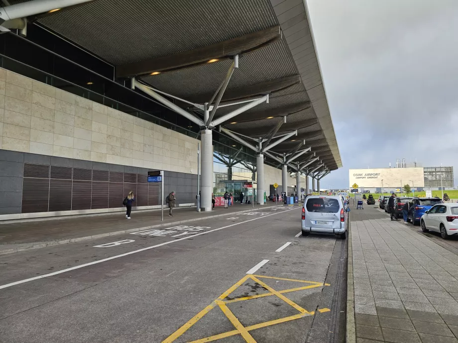 Flughafen Cork Terminal