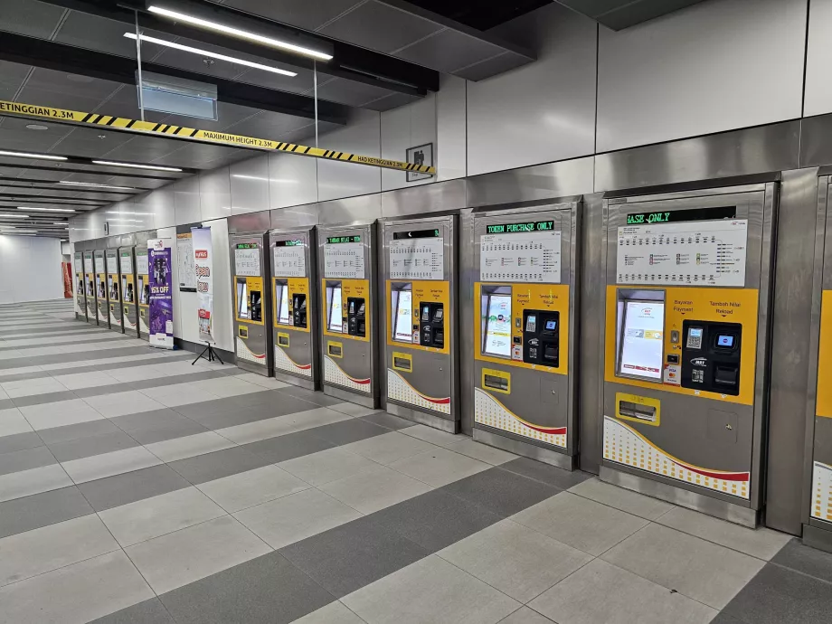 Fahrkartenautomaten in der U-Bahn