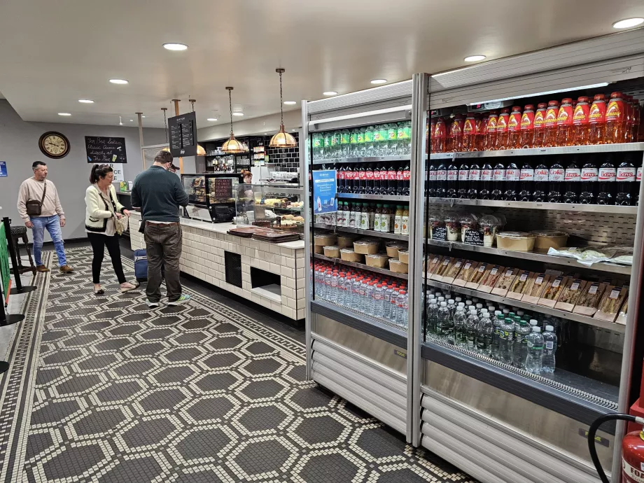 Flughafenrestaurant, öffentlicher Teil