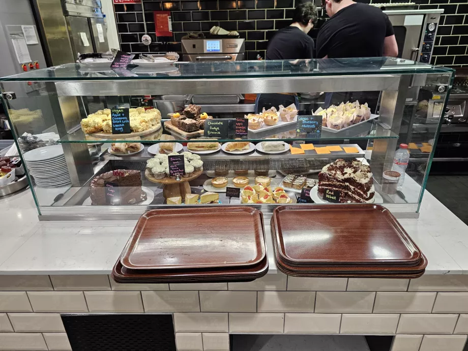 Flughafenrestaurant, öffentlicher Teil