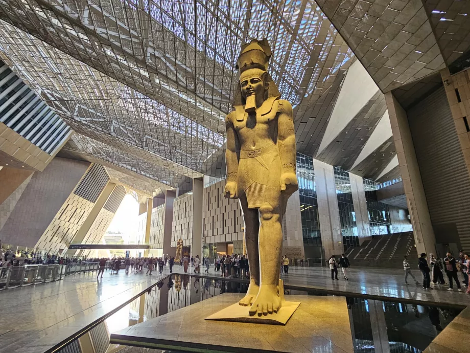 Statue von Ramses II.