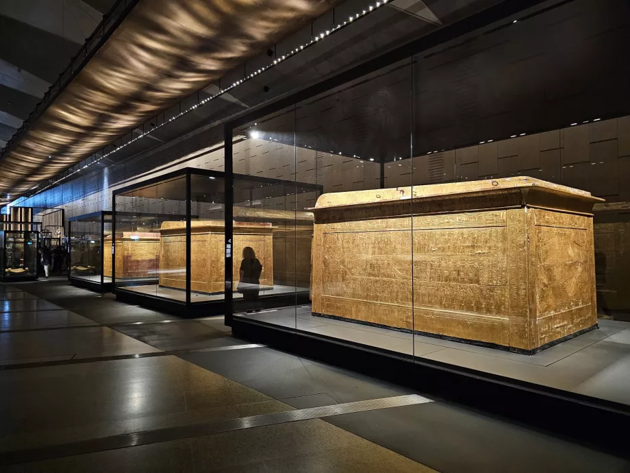 Gräber in den Hauptgalerien