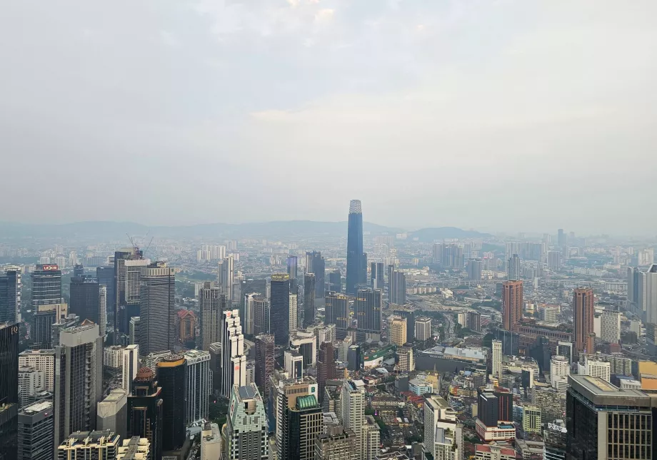 Blick von der Außenterrasse, Menara Tower