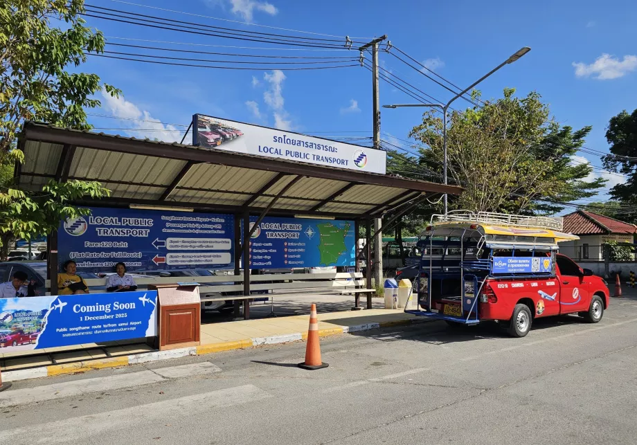 Öffentliche Verkehrsmittel, Songthawe-Haltestelle vor dem Ankunfts-Terminal