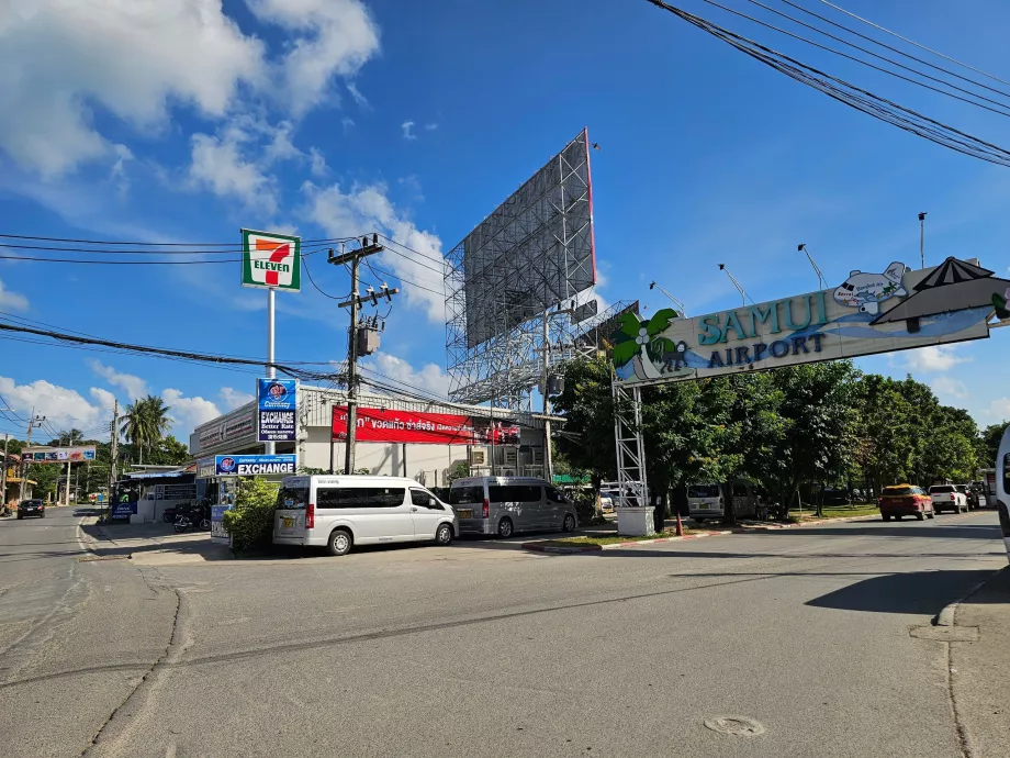 Bolt / Grab cars können hier halten
