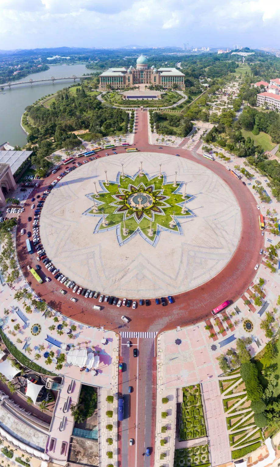 Putra-Platz