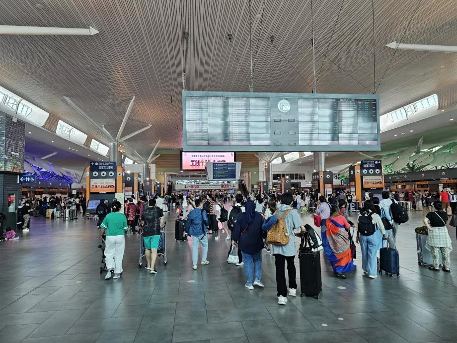 Check-in-Schalter, Terminal 2
