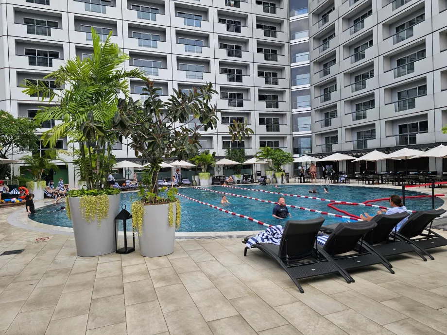 Schwimmbad des Hotels