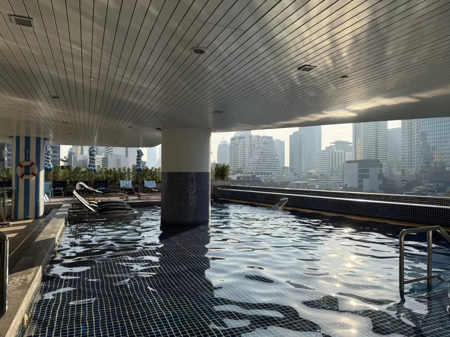 Schwimmbad des Hotels