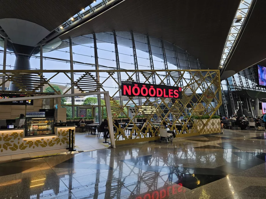 Restaurant Nööödles, öffentlicher Bereich, Terminal 1