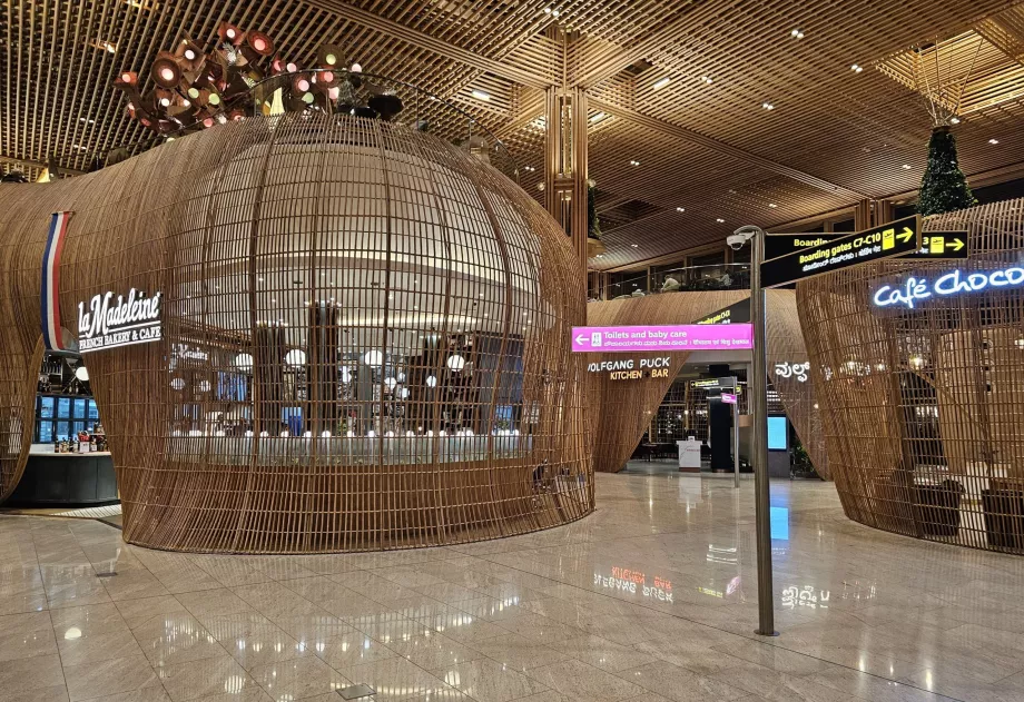 Restaurants und Cafés, Terminal 2