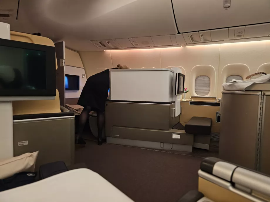 Erste-Klasse-Kabine von Sitz 2A aus gesehen