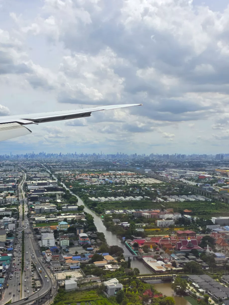 Kurz vor der Landung am Flughafen BKK