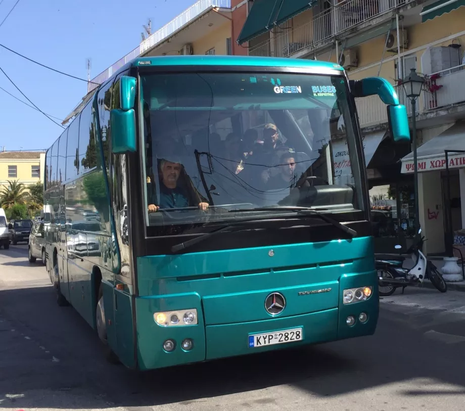 Korfu Grüner Bus