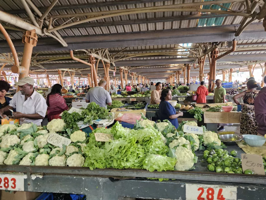 Markt im Zentrum von Flacq