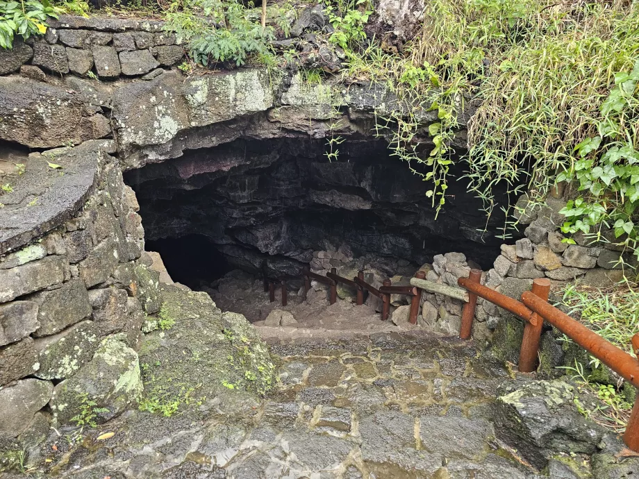 Höhle der Roches Noires