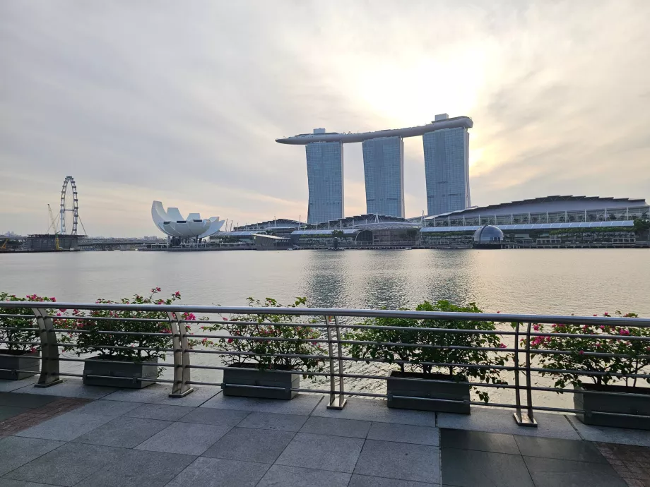 Promenade an der Fullerton Bay