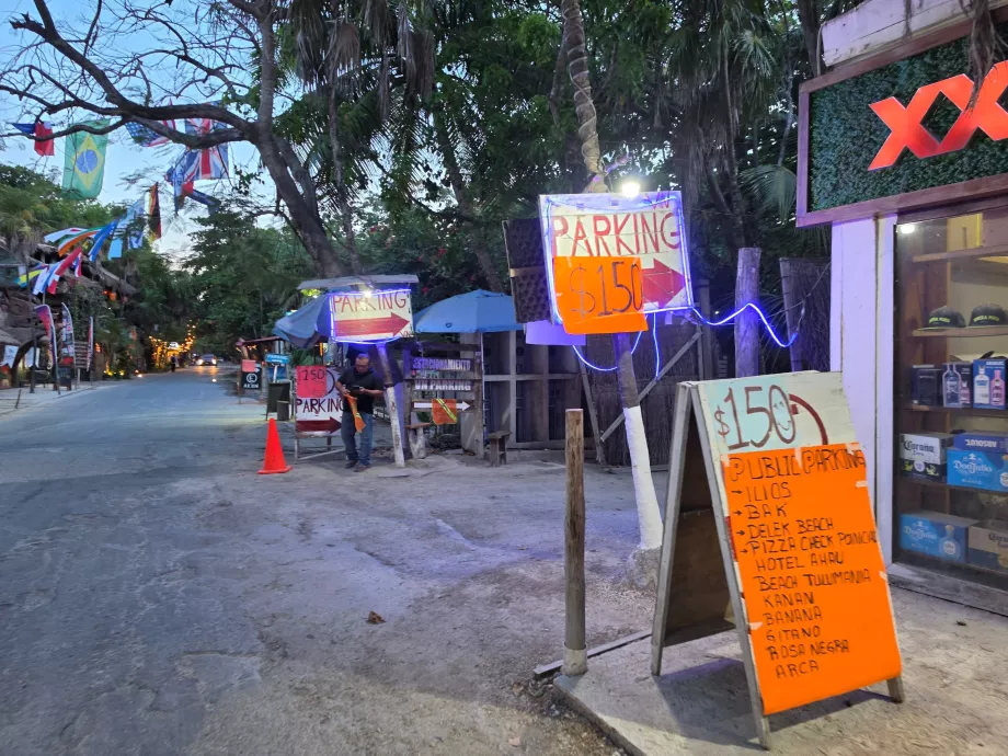 Parkplatz in Tulum