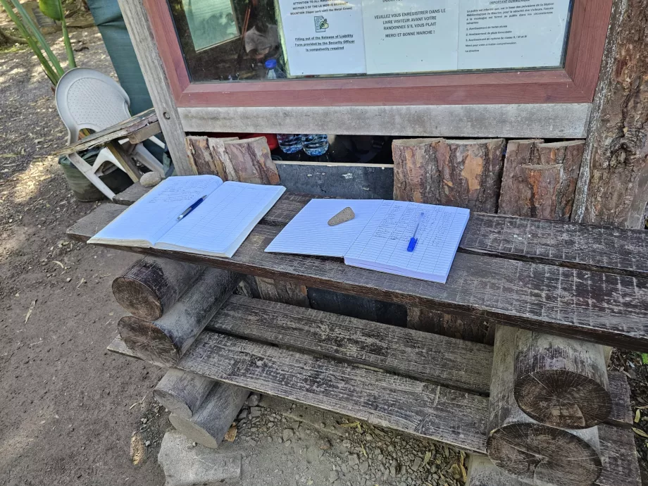 Anmeldung vor der Besteigung von Le Morne