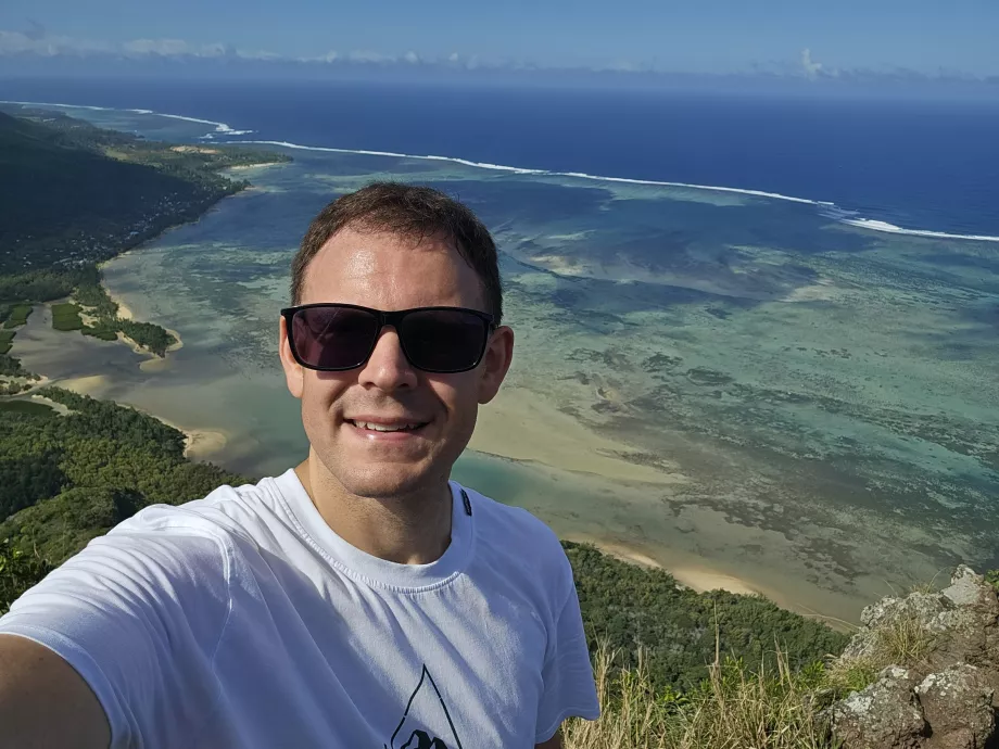 Ich auf dem Gipfel von Le Morne