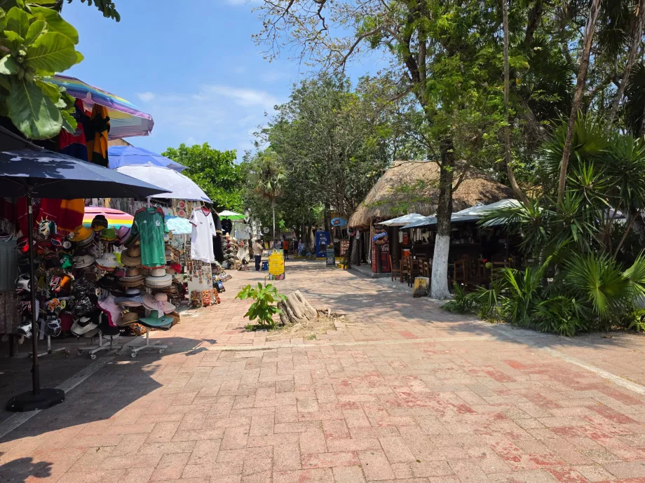 Archäologische Stätte von Tulum, Souvenirläden
