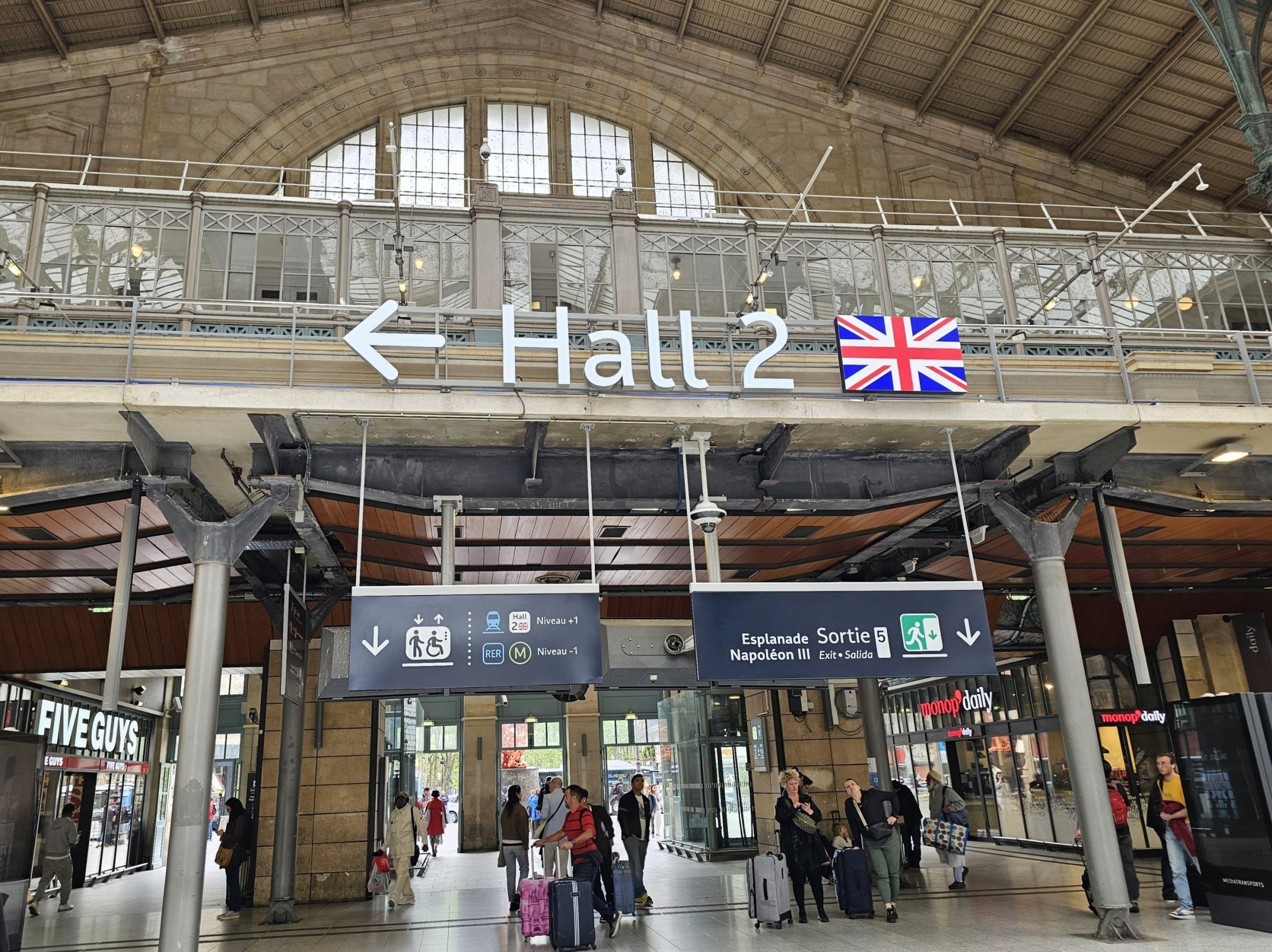 wie lange fährt man mit dem zug nach paris