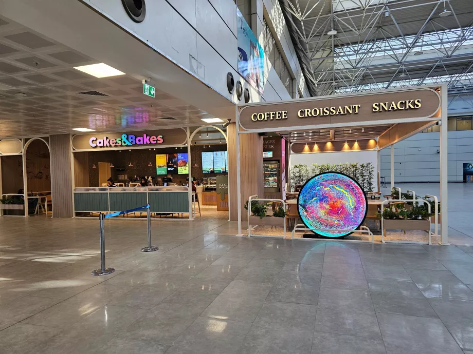 Café, Abflüge, Terminal 1