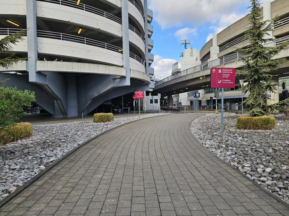 Der Weg zum Gepäckraum
