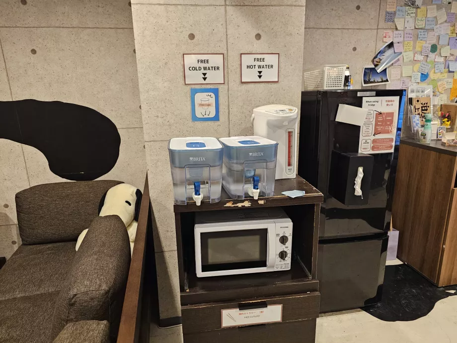 Wasser und Mikrowelle