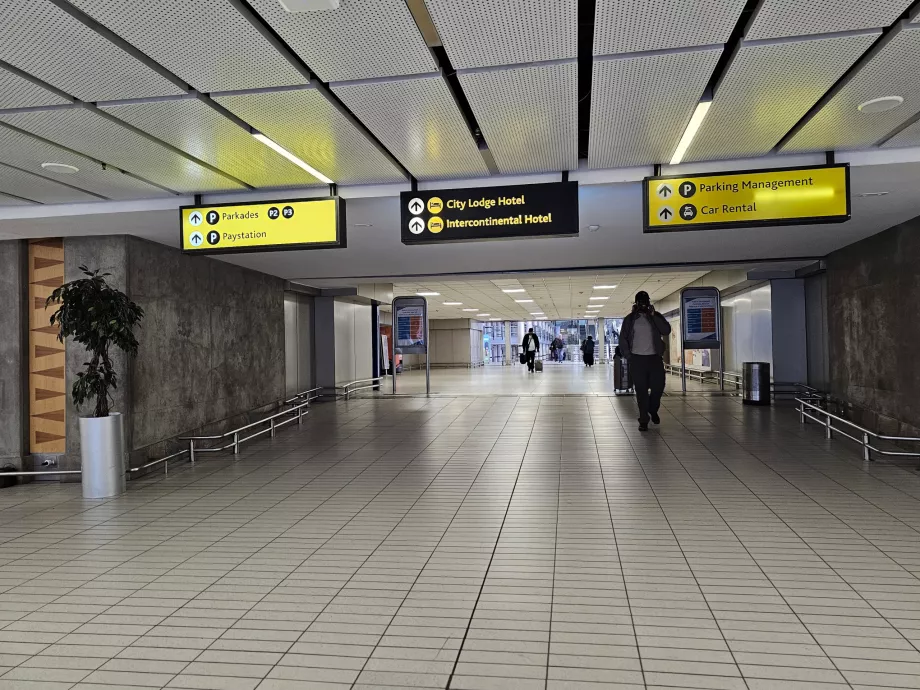 Wegbeschreibung zu Parkade 2 (Uber, Bolt, Taxi)