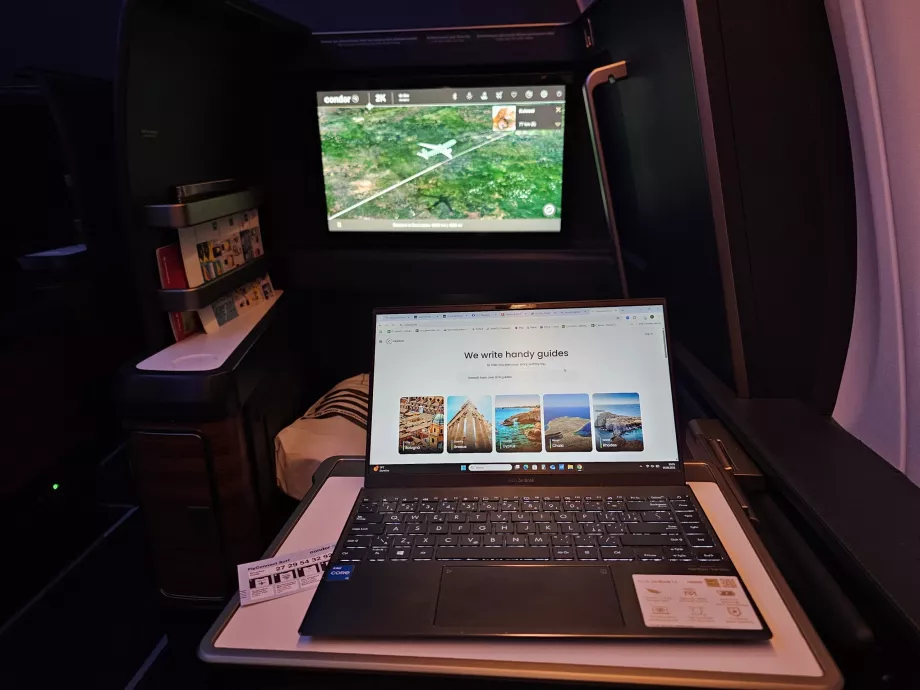 Arbeiten auf einem Laptop