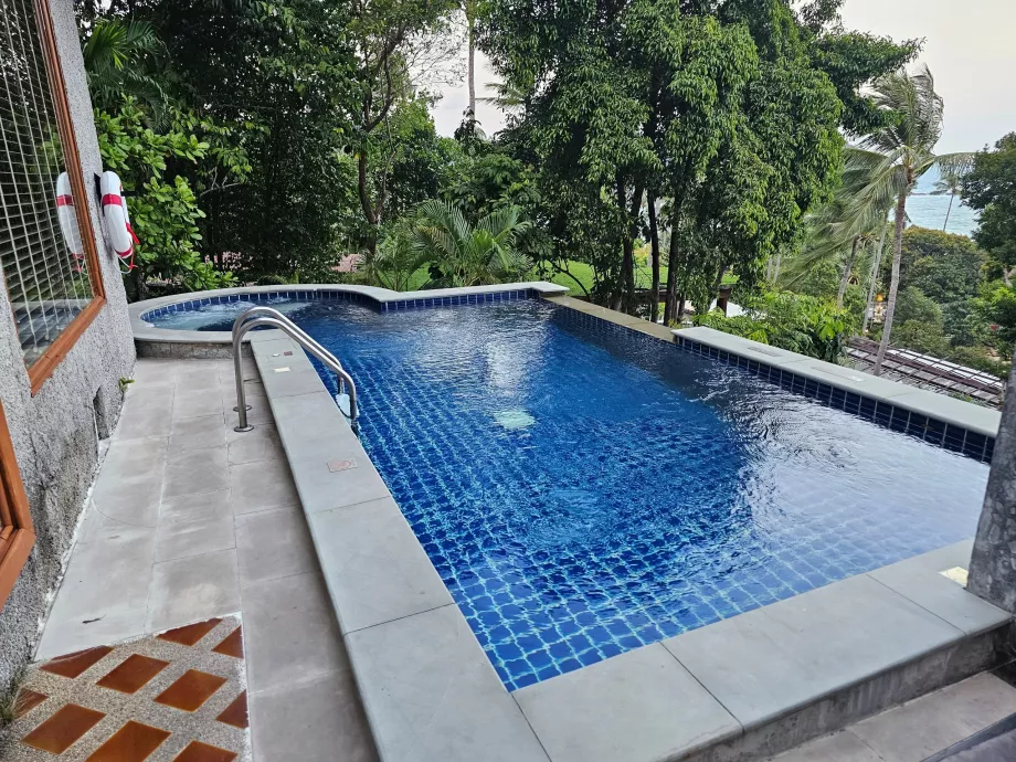 Privater Pool in unserer Villa