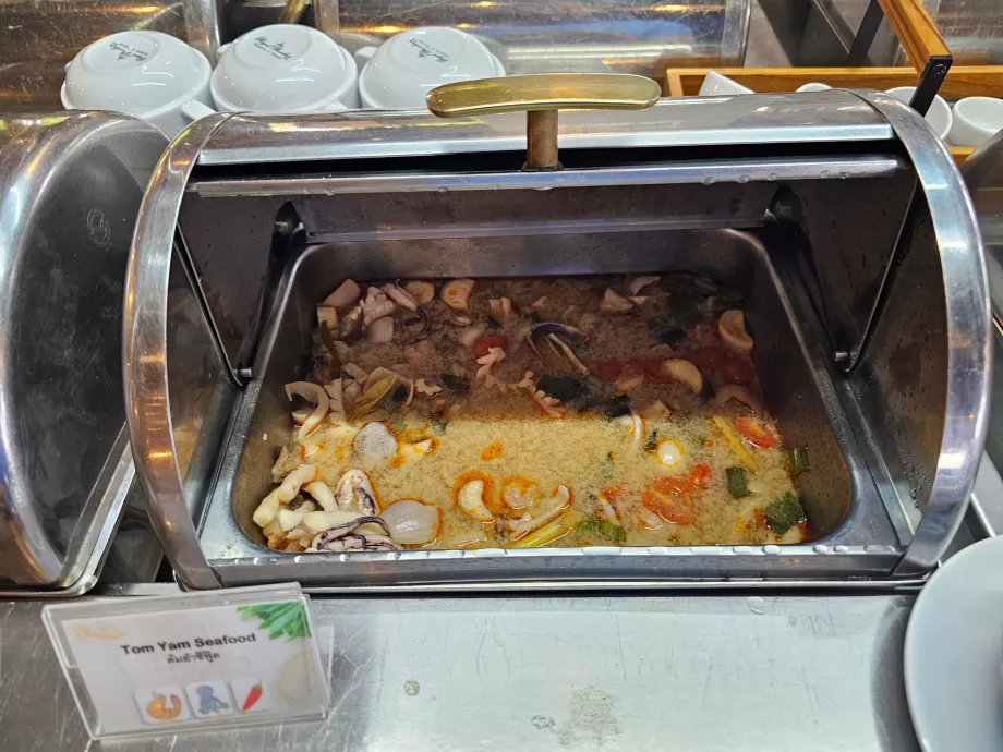 Frühstück: Suppe Tom Yam