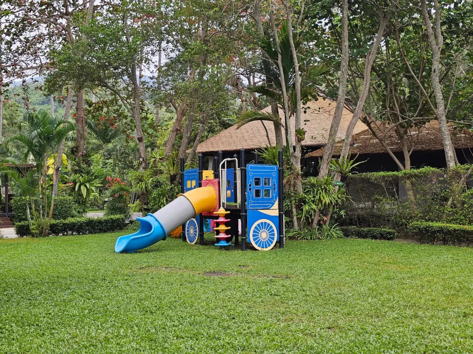 Kleiner Spielplatz für Kinder