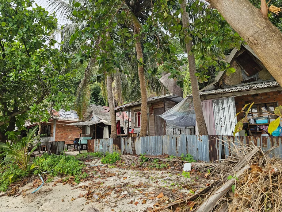 Rin Nai Beach, ein Slum am Strand