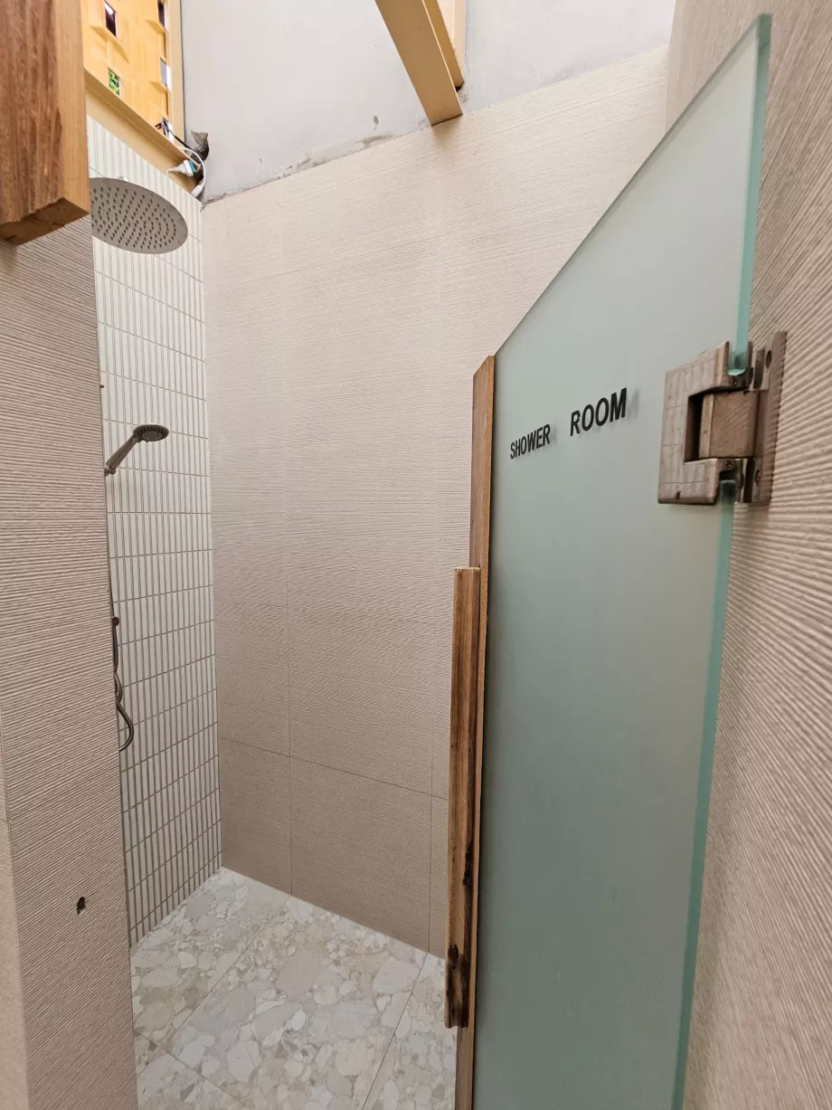 Rin Nai Beach, kostenlose Duschen